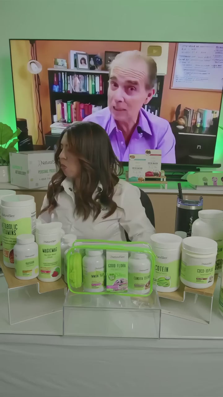 La limpieza del hongo Candida no es solo para cuando hay síntomas... también es una forma de prevención. Se recomienda realizar la limpieza con el CANDISEPTIC® Kit cada seis meses para evitar el crecimiento excesivo del hongo Candida Albicans. Ayuda a mantener tu sistema digestivo en equilibrio, tu flora intestinal protegida y tu metabolismo funcionando de forma más eficiente. Ideal como parte de una rutina de cuidado interno continuo. ✅ Adquiérelo en el link de nuestra bio o visita nuestra tienda en línea 